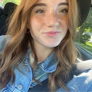 Meet your Posher, Paige